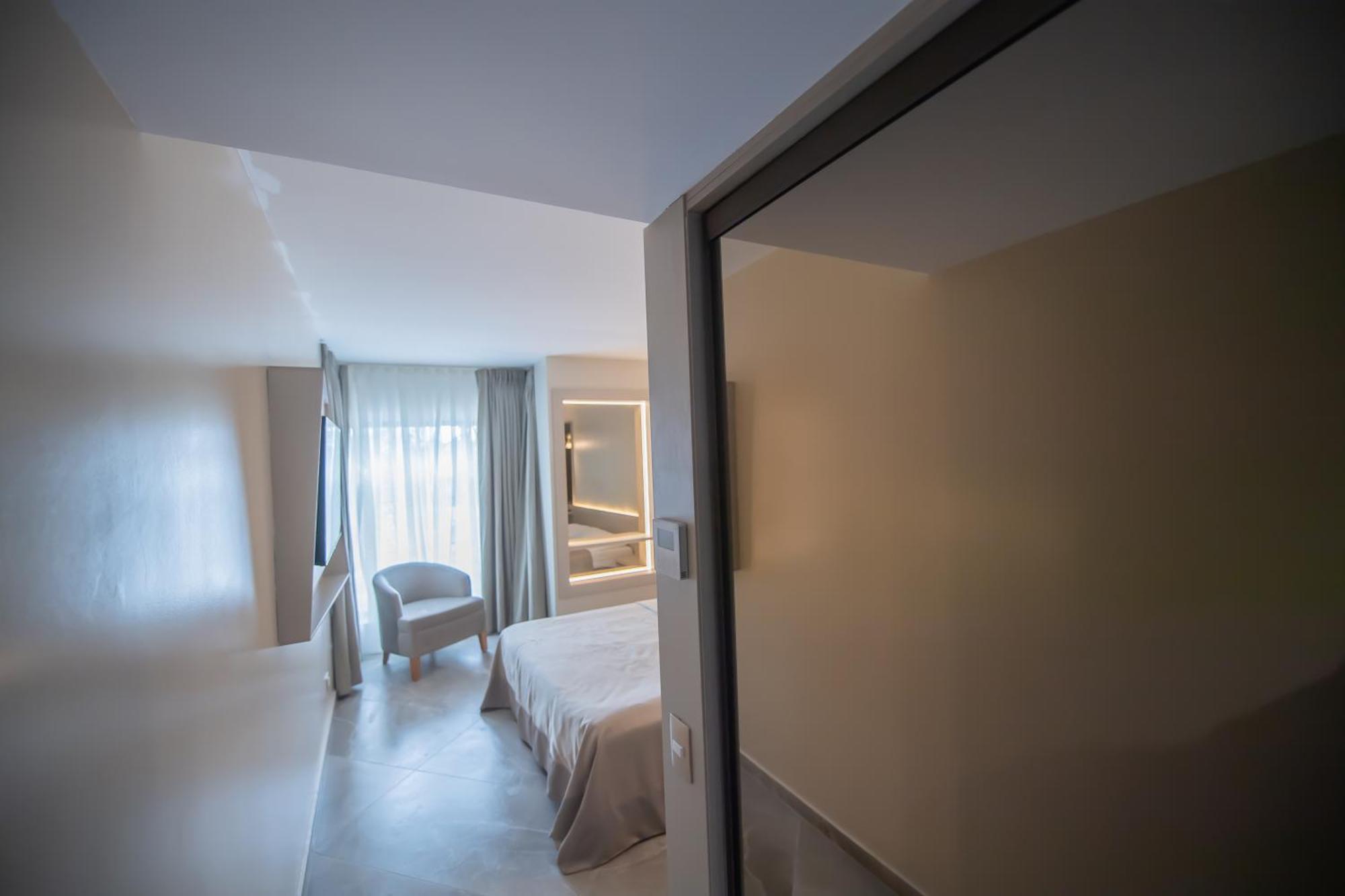 Hotel Atena*** Saturn Buitenkant foto