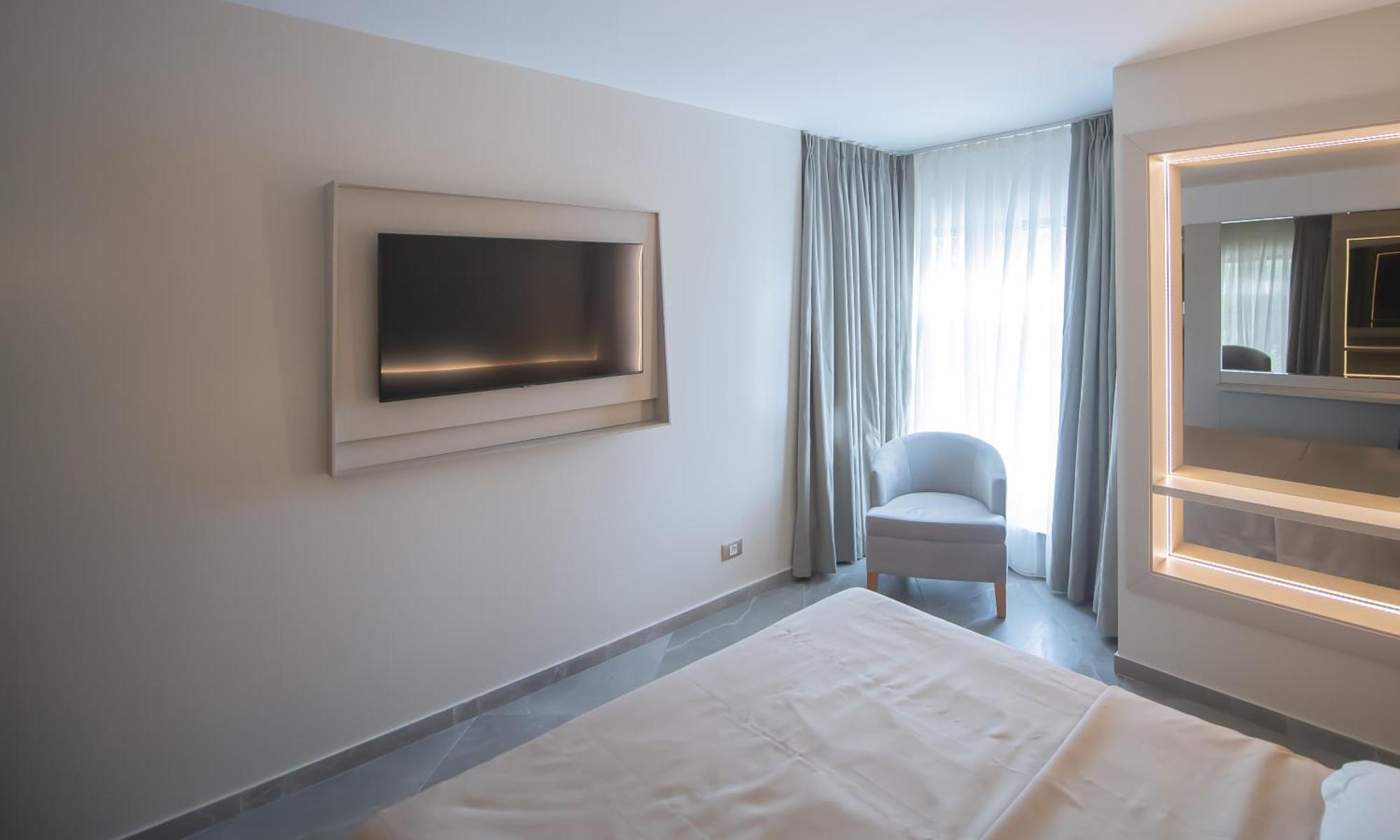 Hotel Atena*** Saturn Buitenkant foto