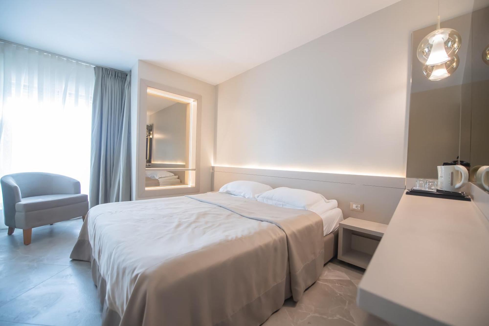 Hotel Atena*** Saturn Buitenkant foto