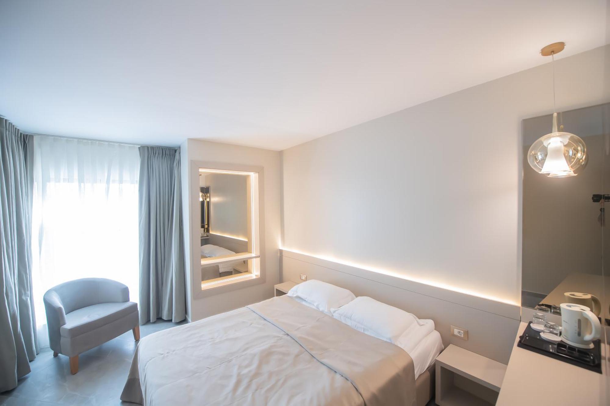 Hotel Atena*** Saturn Buitenkant foto